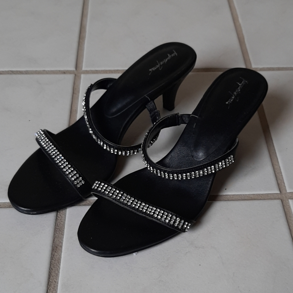 Jacqueline Ferrar Slip on Shoes